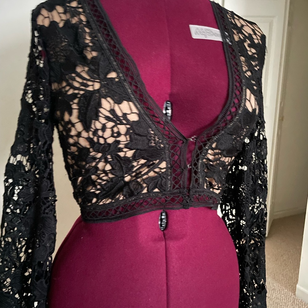 Forever 21 Black and Beige Lace Top